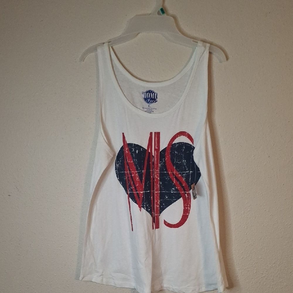 Home Free MS White Tank Top with Heart size XL
